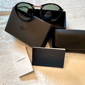 Persol Folding Sunglasses PO3274S 95/31 50-20 NWT in orginal box